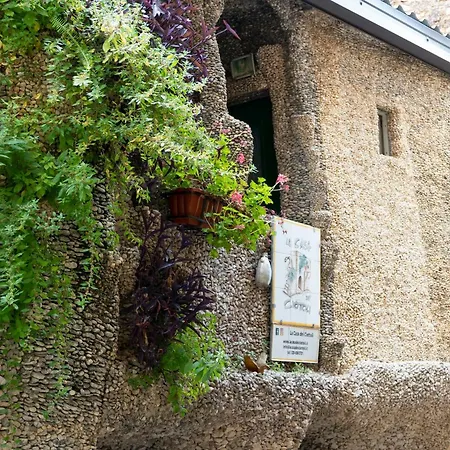 La Casa Dei Ciottoli 度假居 *